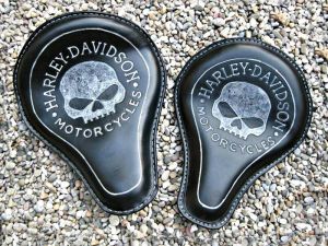 Sedile in pelle per moto custom